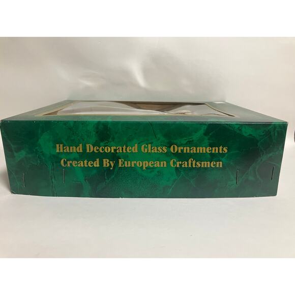 4 VTG Commodore Christmas Classics Ornaments White Red Glitter Star Swirl - Picture 4 of 5